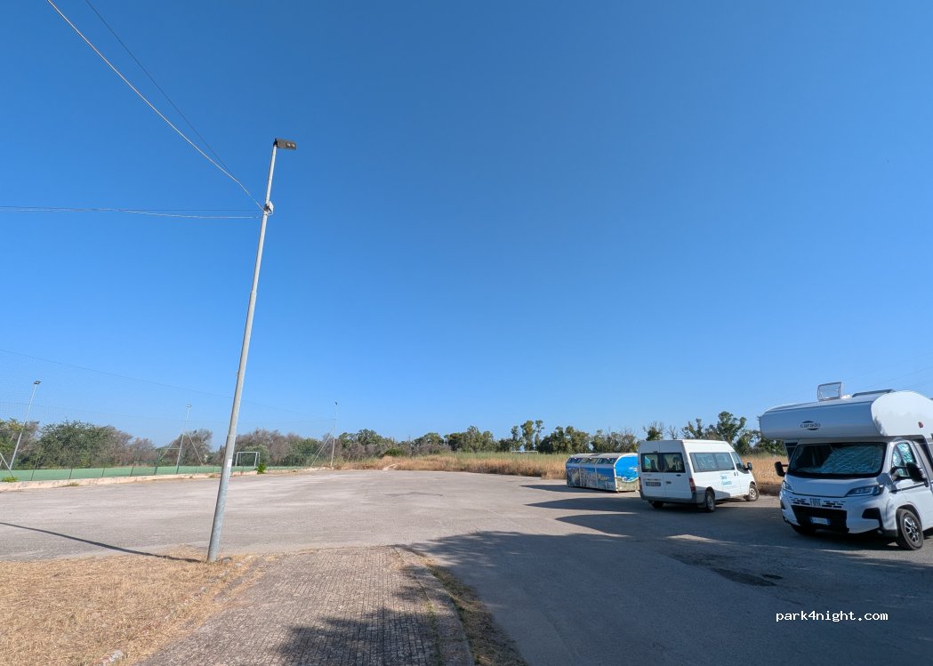 (72012) Serranova - 2 Via Santissimo Crocifisso — foto 2