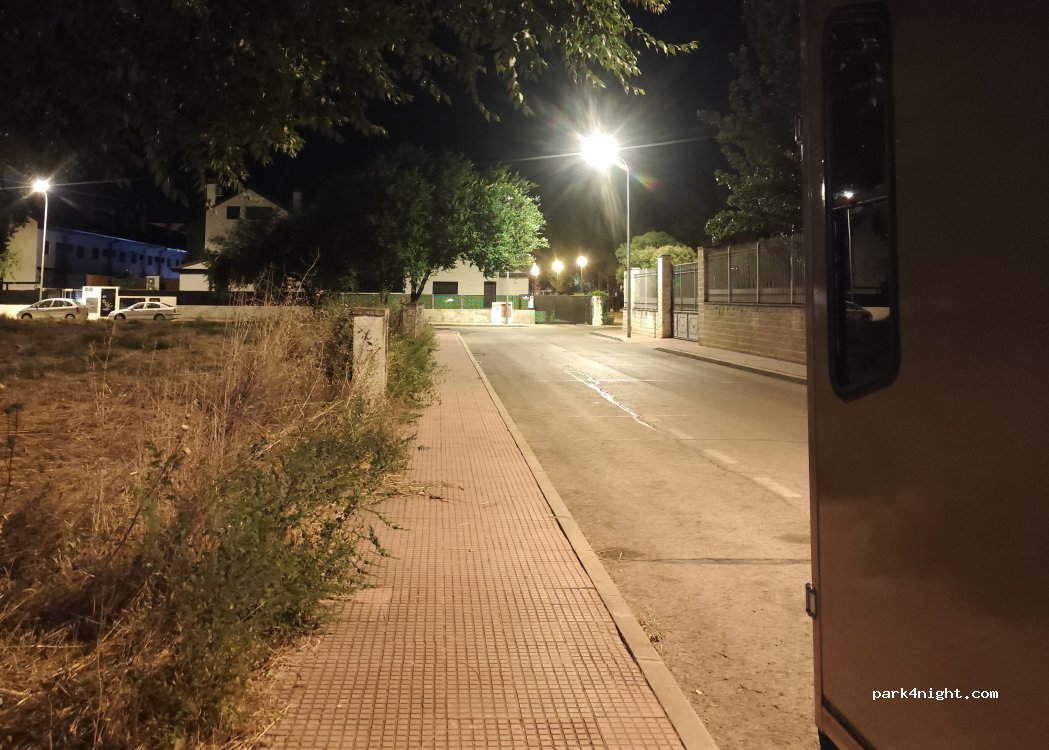 (28806) Alcalá de Henares - Calle Ramón José Sender — foto
