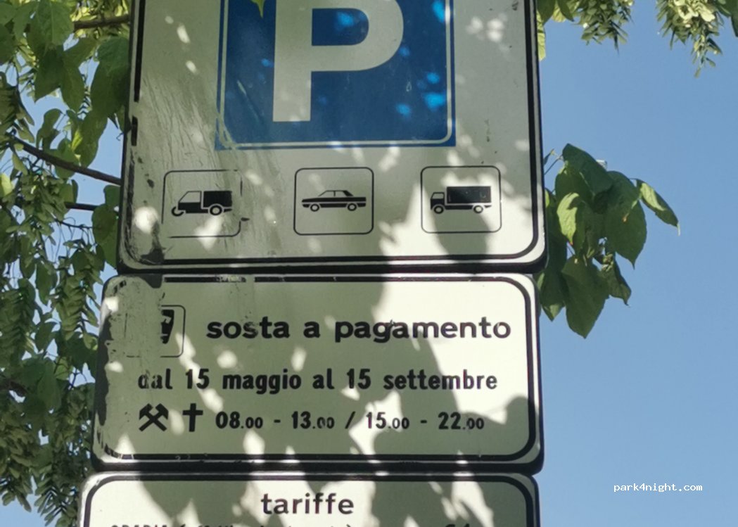 (64021) Giulianova - Via De Bartolomei — foto 2
