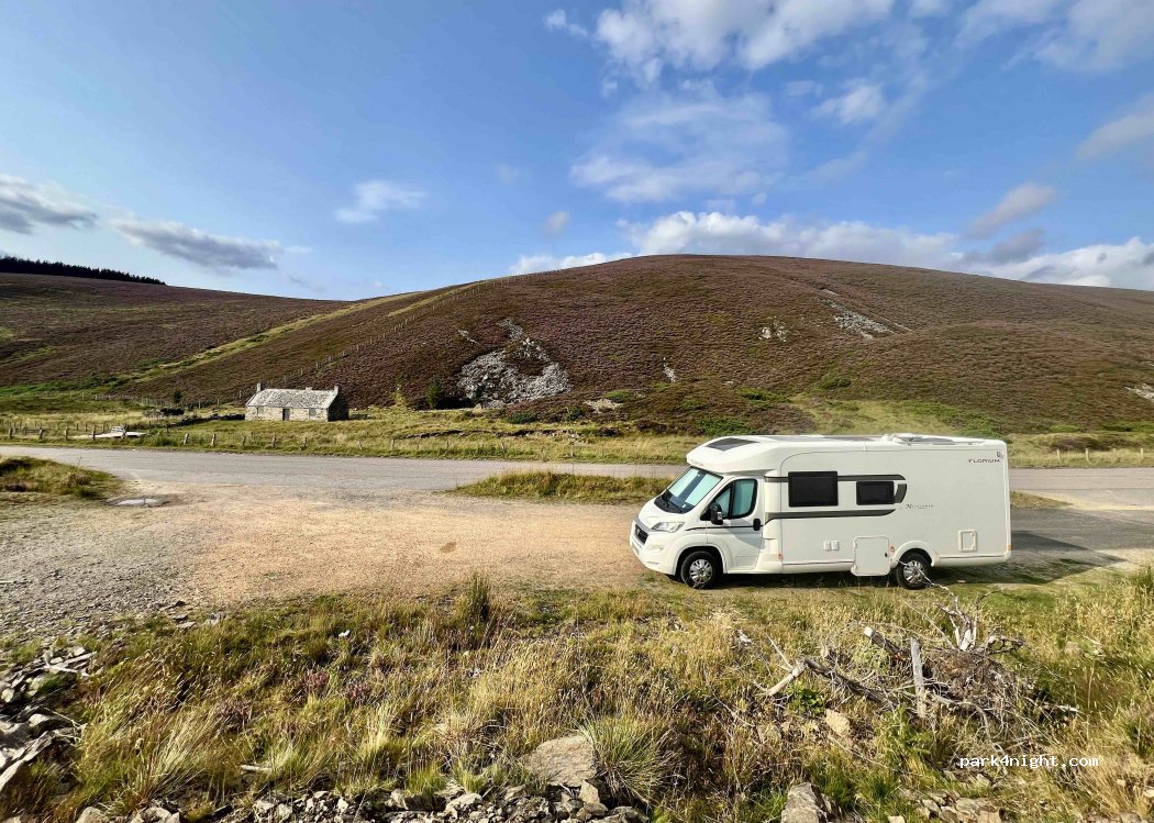(AB37 9EX) Tomintoul - A939 — foto