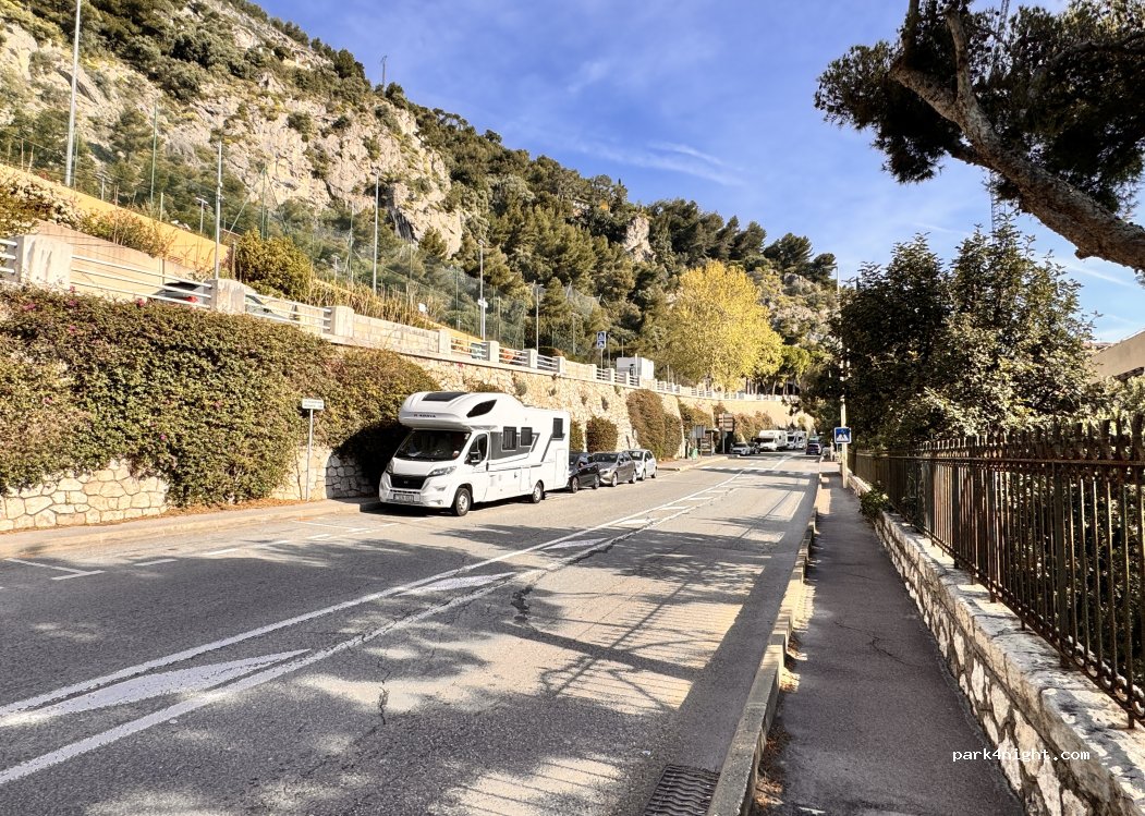 () Cap-d'Ail - Boulevard du Jardin Exotique — foto 4