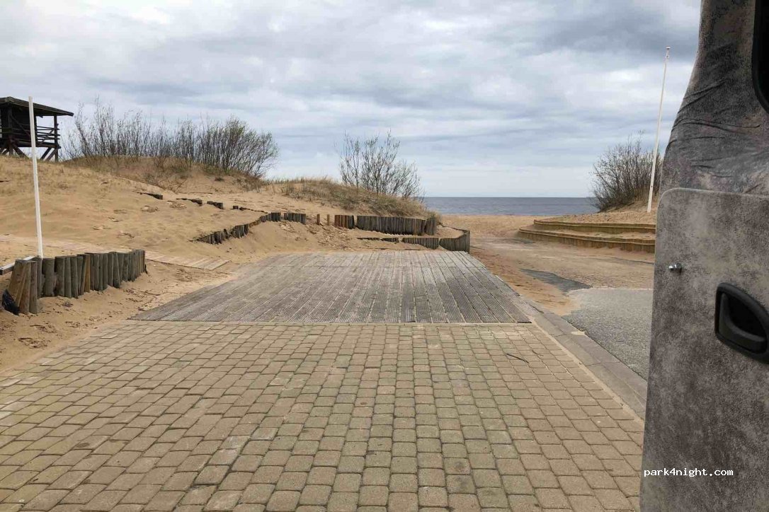(LV-1016) Rīga - Unnamed Road — foto 2