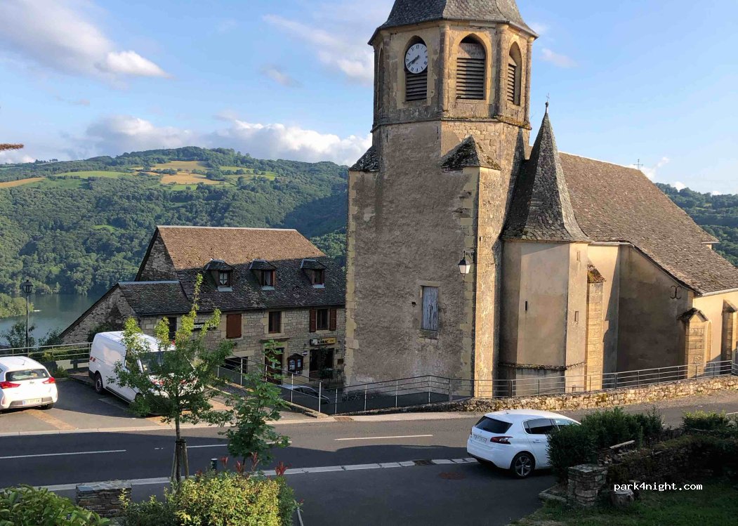 (12500) Castelnau-de-Mandailles - Castelnau — foto