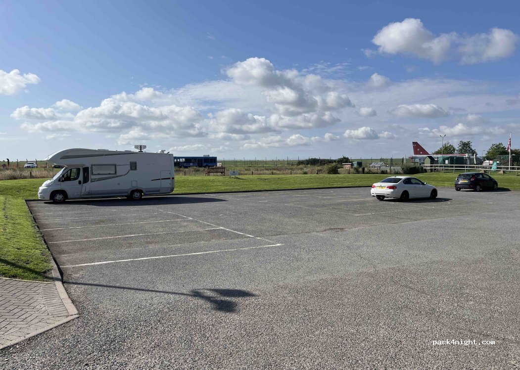 (CT12) Thanet - Manston Road — foto