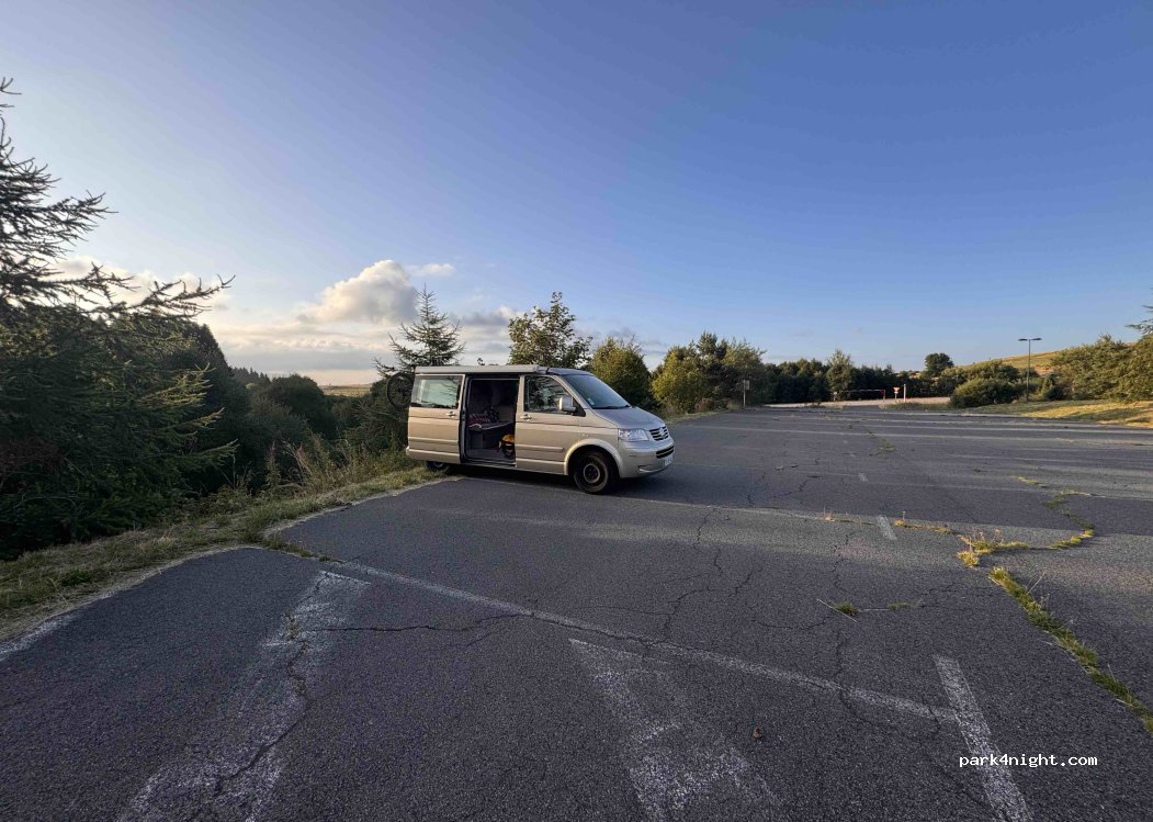 (63610) Besse-et-Saint-Anastaise - Déviation — foto