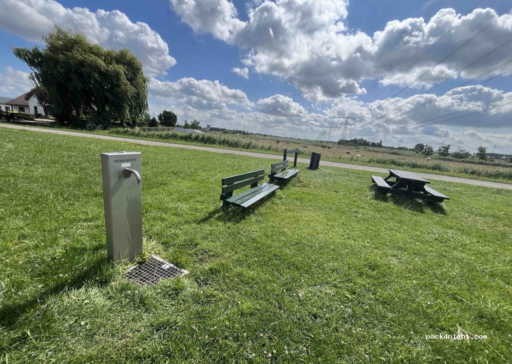 (3212MB) Simonshaven - Dorpsweg — foto 2