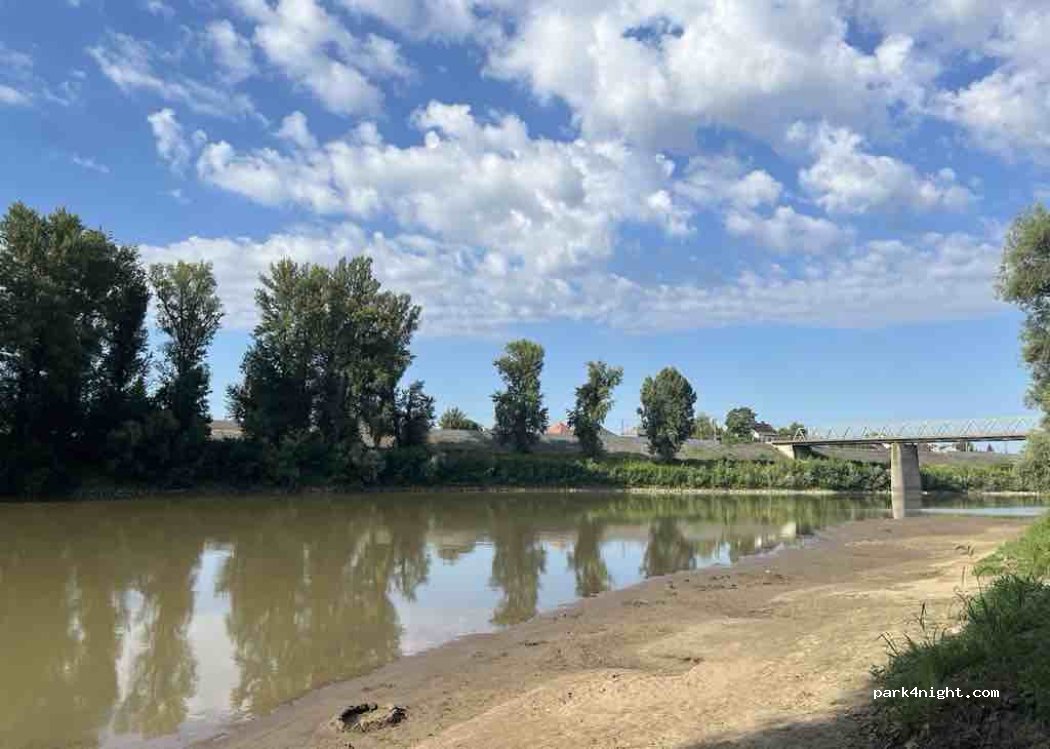 (4921) Tivadar - Unnamed Road — foto
