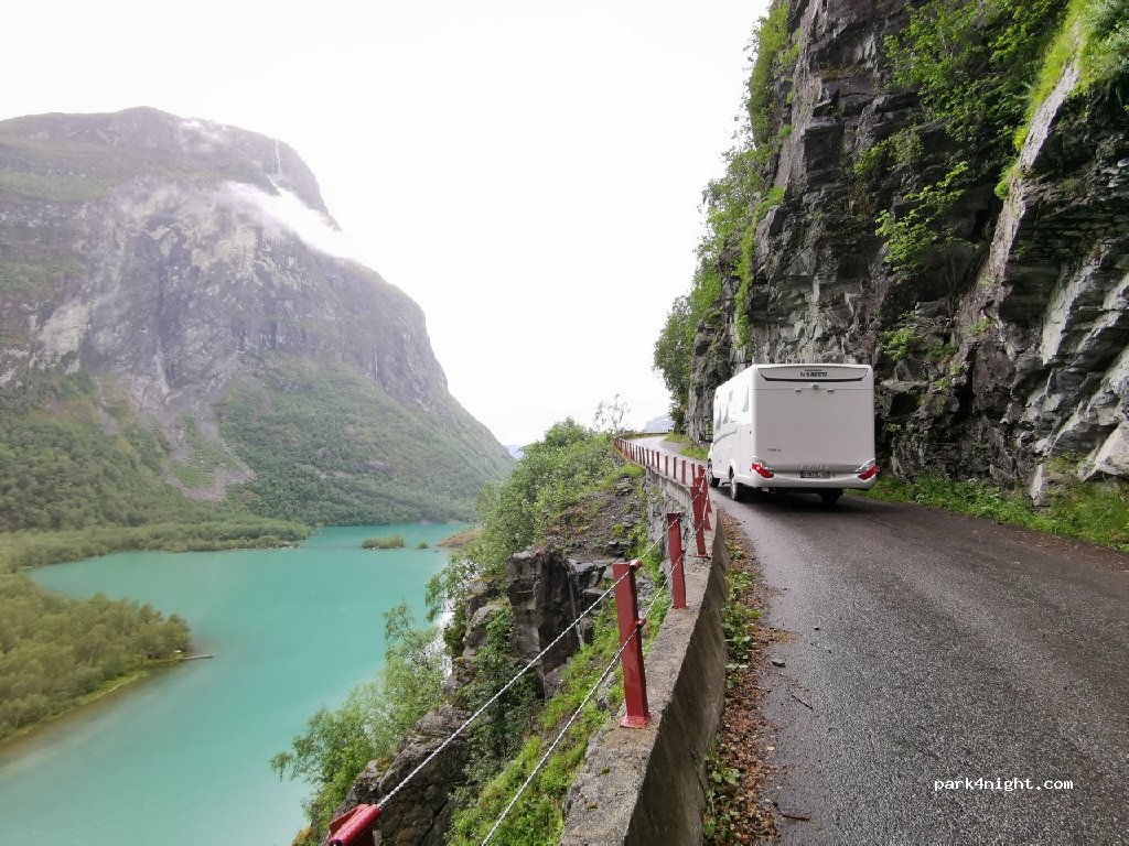 (6789)  - Unnamed Road — foto