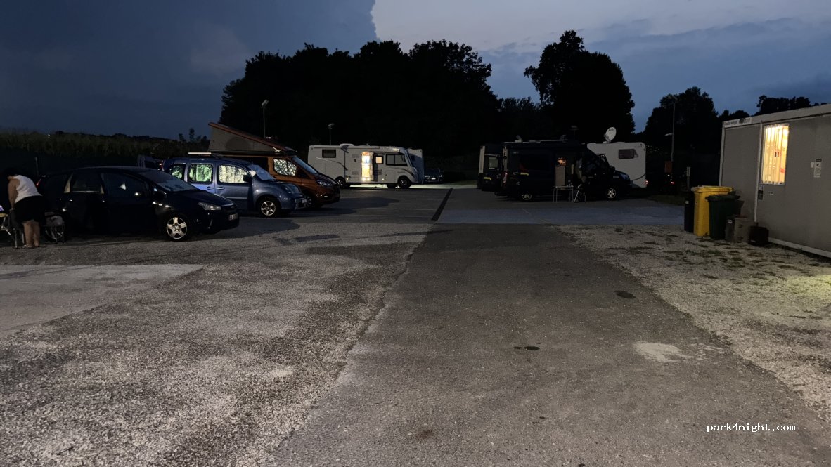 Area parking como sud — foto 4