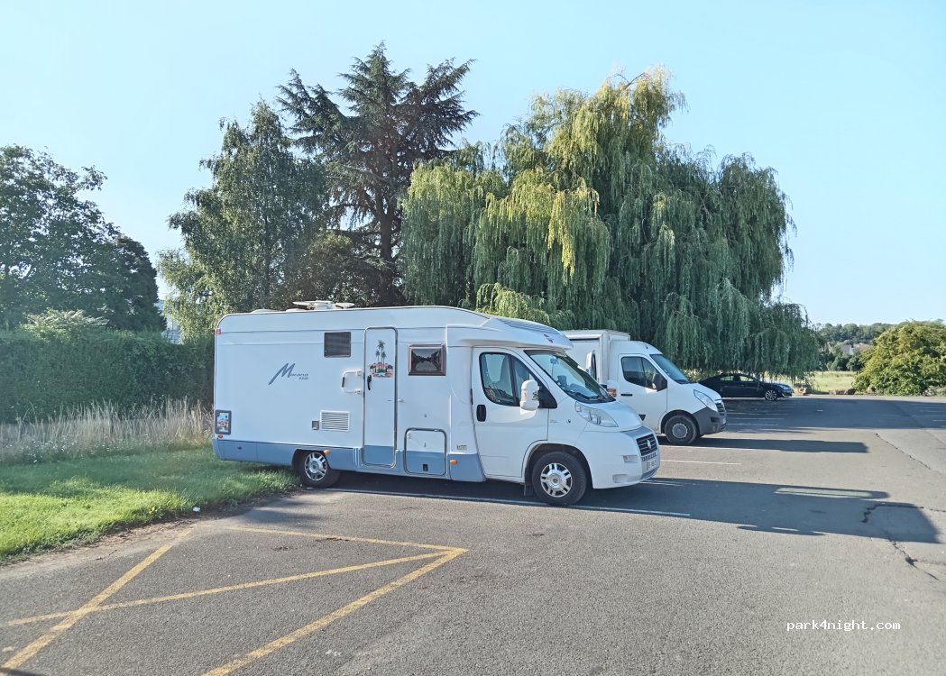 (60800) Crépy-en-Valois - Av. Pasteur — foto