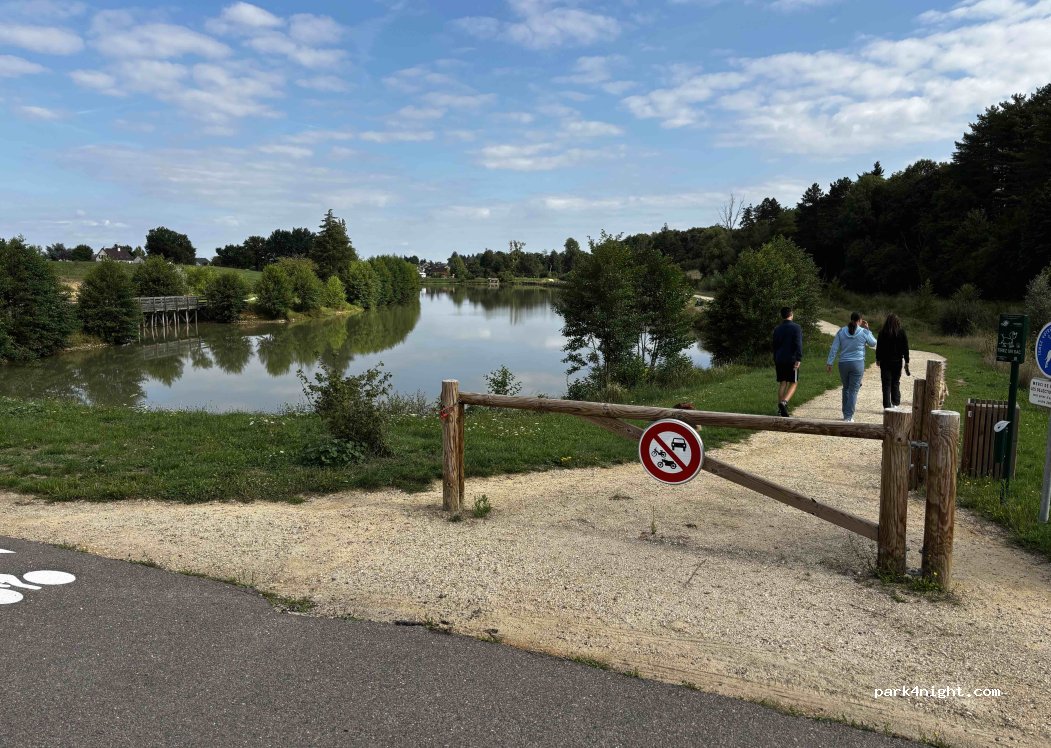 (45290) Nogent-sur-Vernisson - Chemin du Moulin Drouet — foto