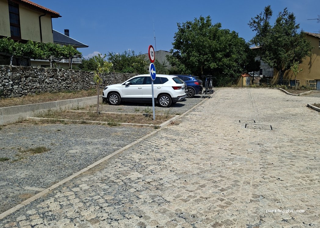 (32740) Parada de Sil - Rúa do Barrio — foto 2
