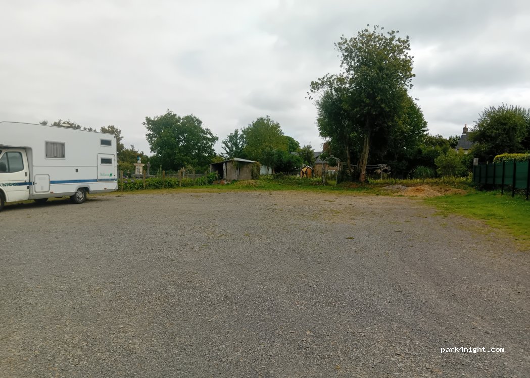 (61210) La Forêt-Auvray - Le Bourg — foto