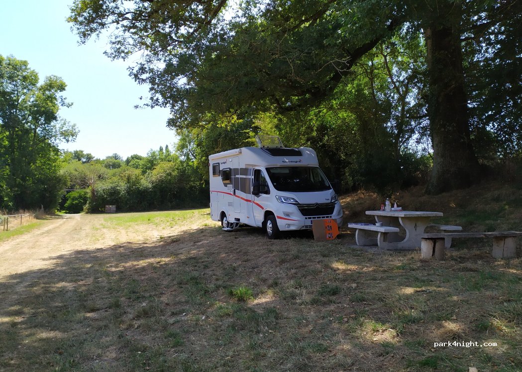 (79700) Mauléon - D 154 — foto