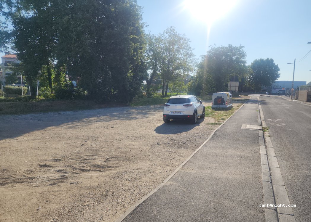 (66020) Perpignan - Rue Gabriel Baille — foto 2