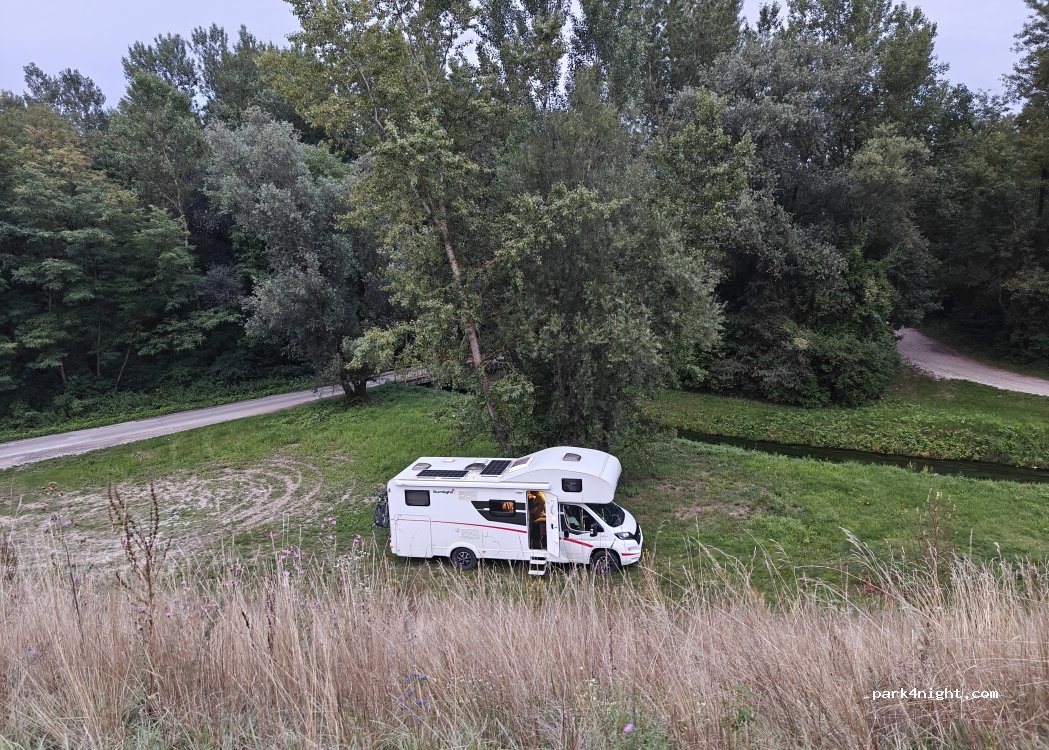 (2281) Markovci - Unnamed Road — foto
