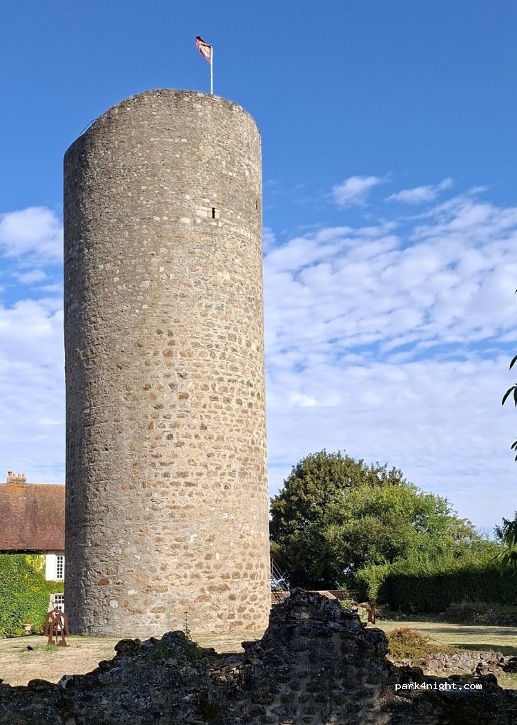 (87230) Châlus - Rue Chabrol — foto