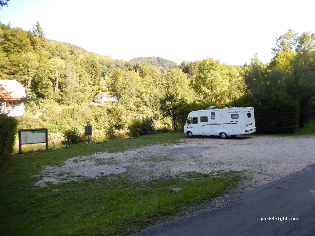 (25470) Goumois - Parking gratuit, 12 Route de la Forge — foto