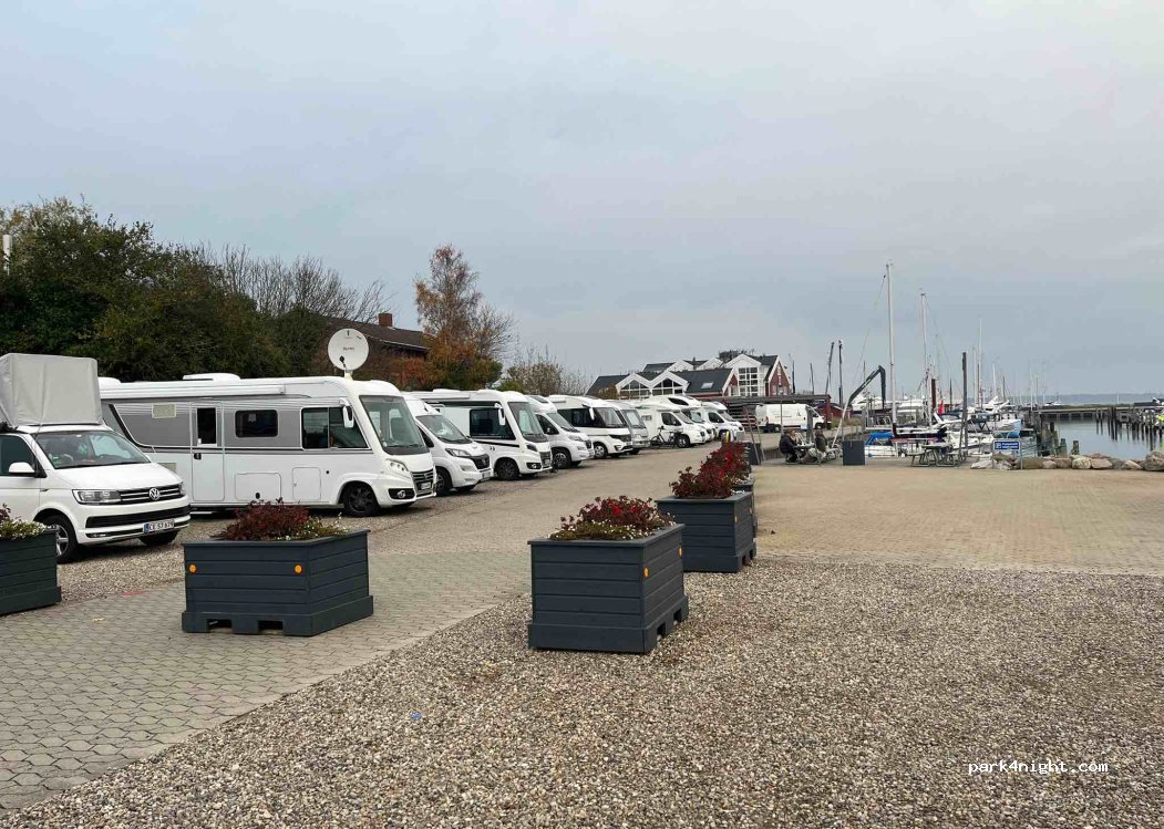 (7130) Juelsminde - 6-8 Havnegade — foto 4