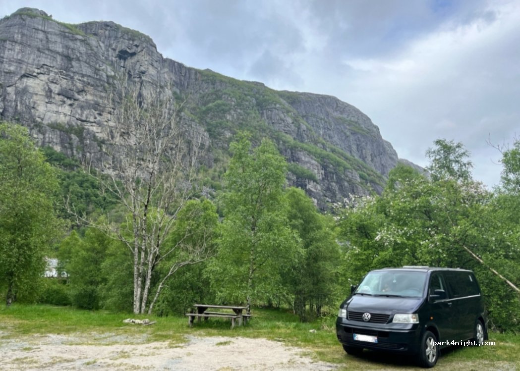 (4127) Lysebotn - Unnamed Road — foto