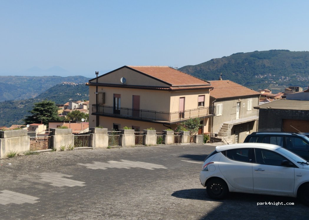 (98070) Galati Mamertino - Via Case Popolari — foto 2