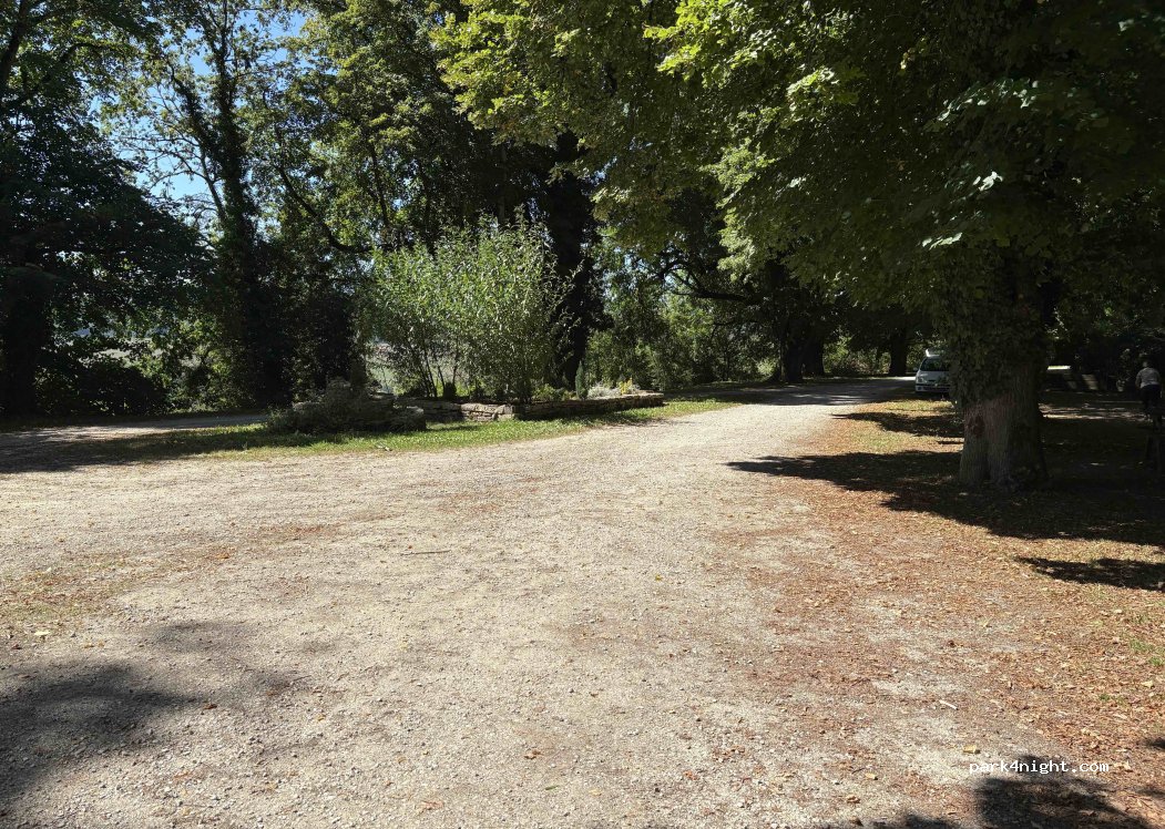 (52150) Bourmont-entre-Meuse-et-Mouzon - Chemin de Marie-Fontaine — foto