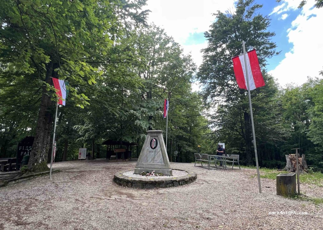 (9263) Trdkova - Unnamed Road — foto 2