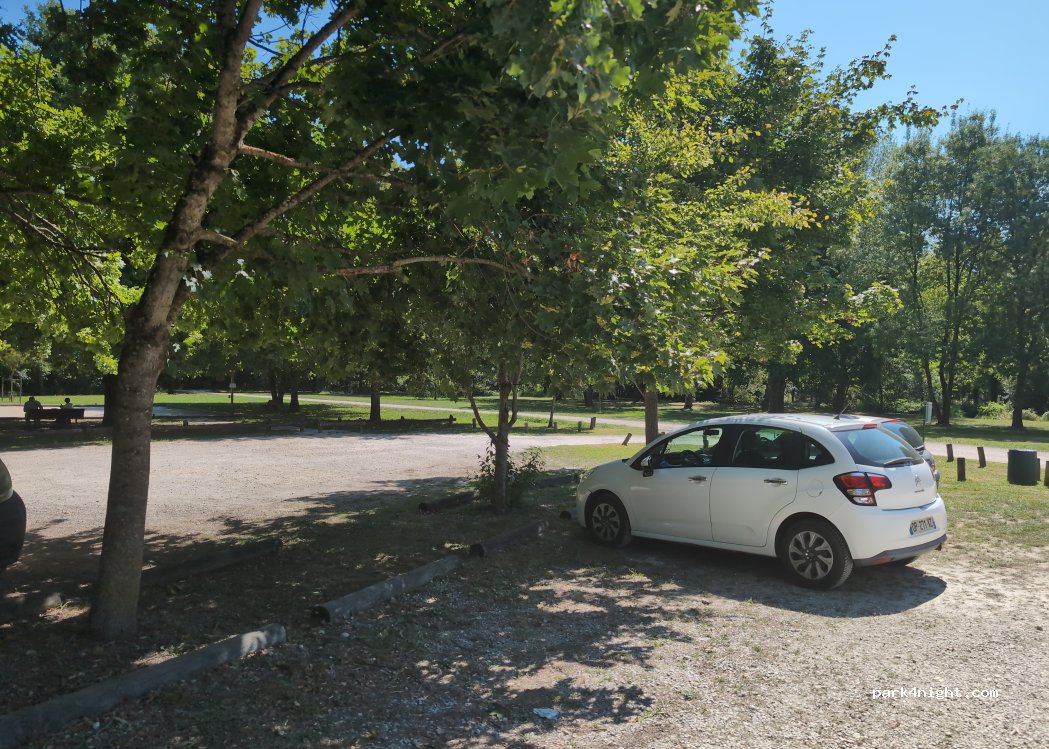 (41250) Bracieux - Rue Roger Brun — foto 2