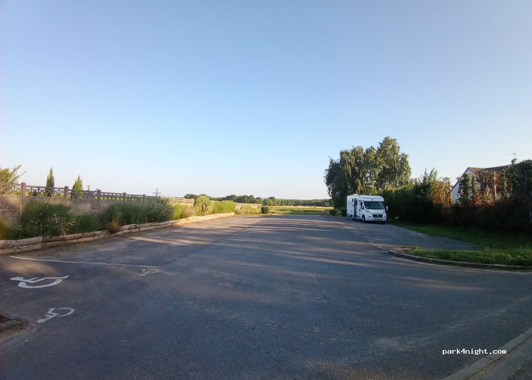 (60400) Salency - Rue de Béhéricourt — foto