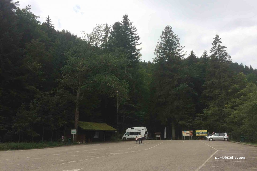 (1337) Vallorbe - Chemin des Grottes — foto 4
