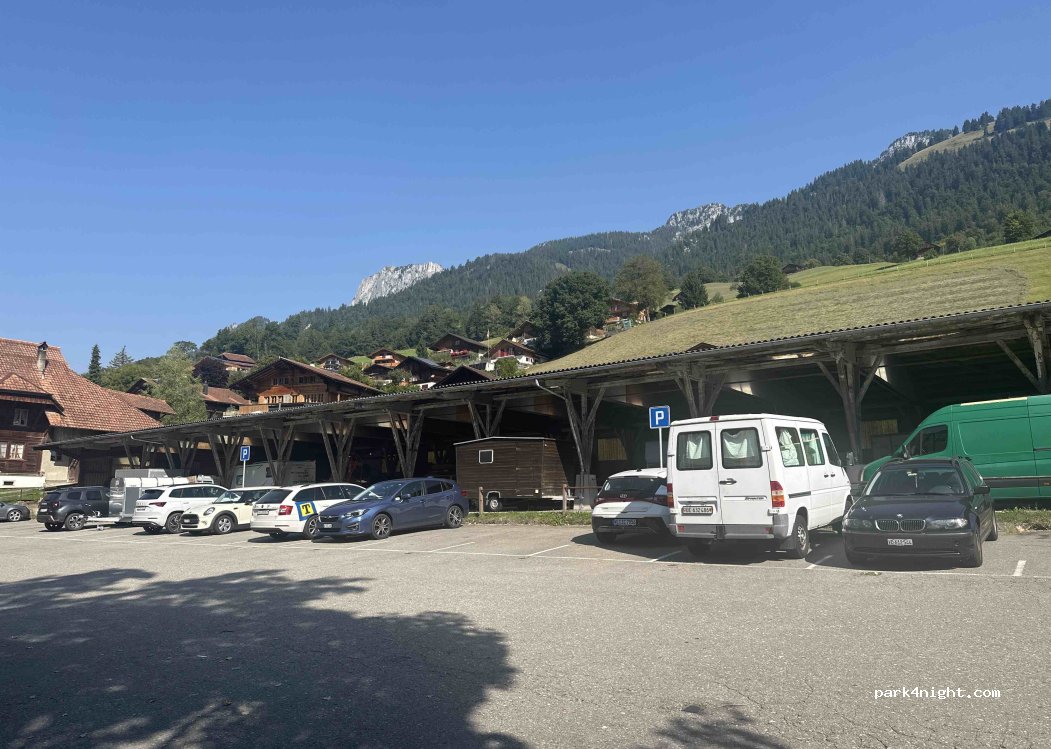 (3762) Erlenbach im Simmental - Simmentalstrasse — foto
