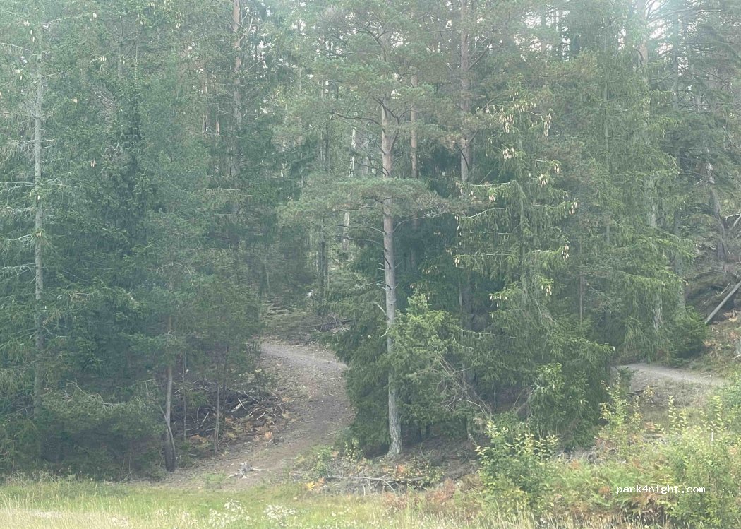 Husbil ställplats Västerljung — foto 2