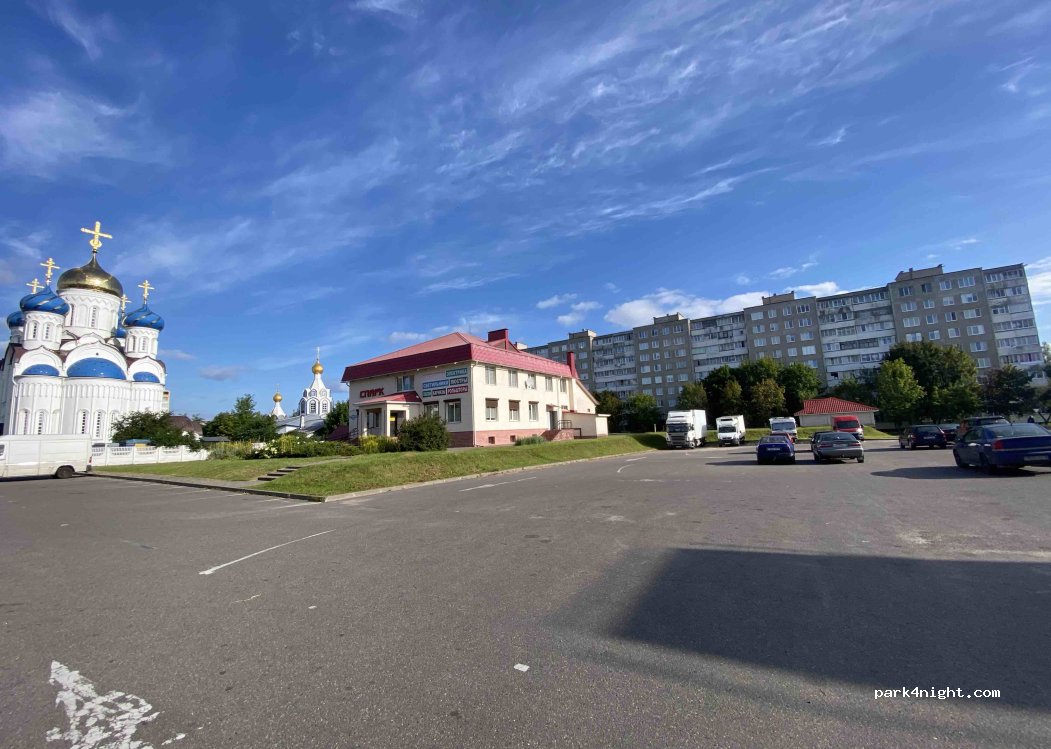 (222307) Maladzyechna - Ulitsa Stroiteley — foto