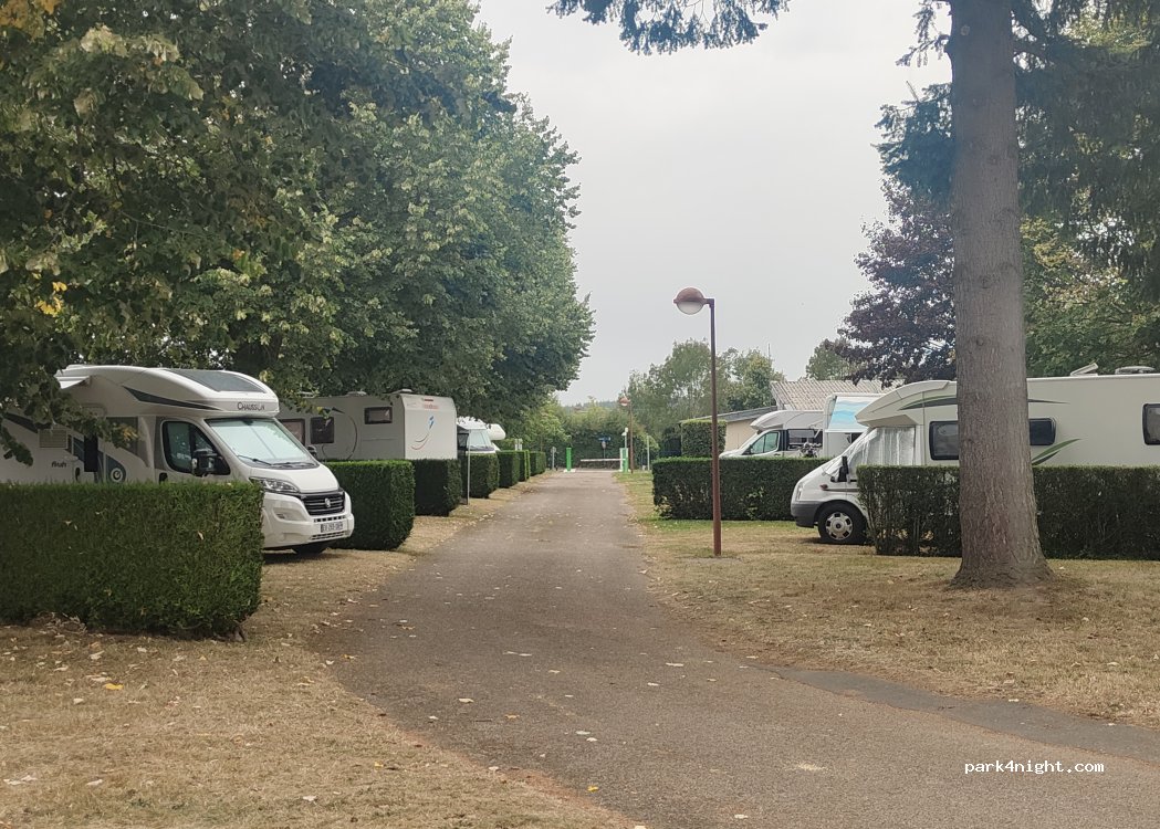 (27300) Bernay - Rue des Canadiens — foto
