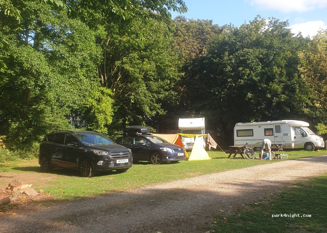 Acomb Grange Caravan Site — foto 2