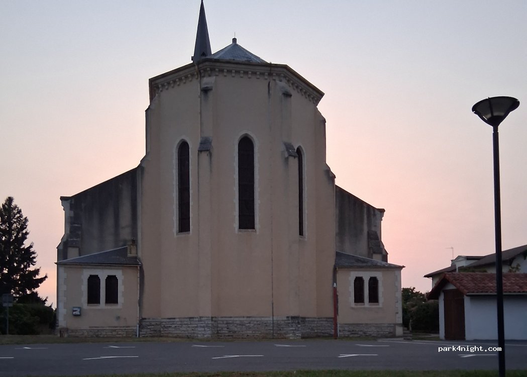 (40440) Ondres - Place de l'Église — foto 2