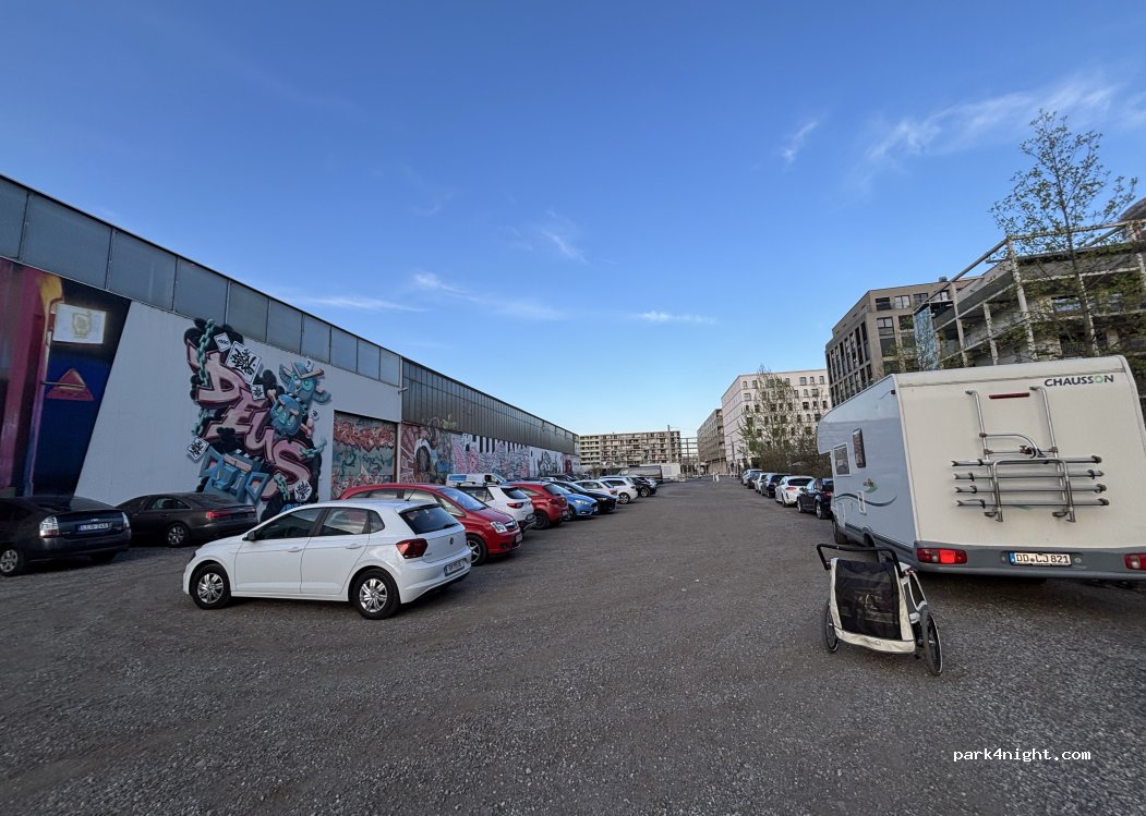 (8020) Graz - Waagner-Biro-Straße — foto 4