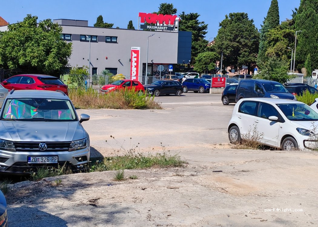 (23212) Grad Biograd na Moru - — foto