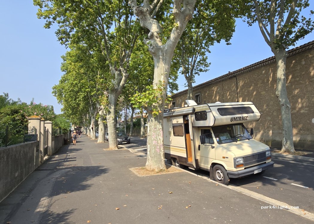 (34120) Pézenas - Avenue François Curée — foto