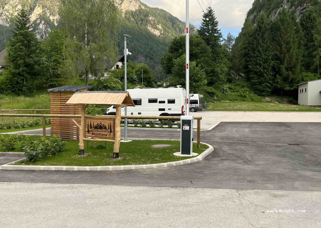 Camperstop Mojstrana — foto 2