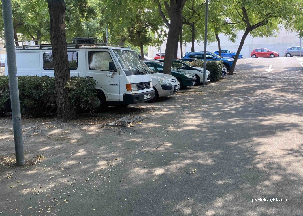 (08940) Cornellà de Llobregat - Camí del Progrés — foto