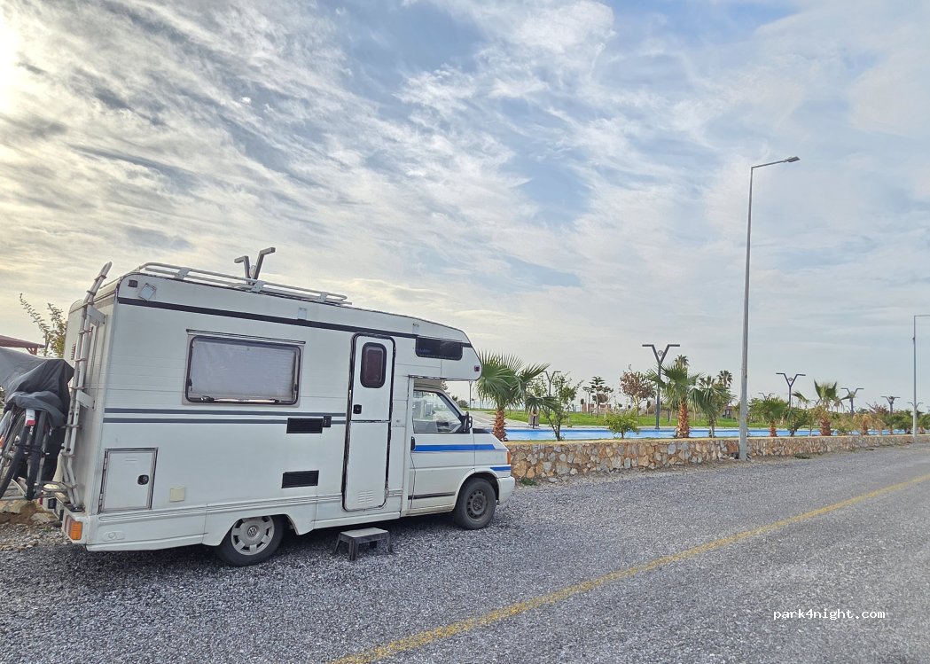 (33650) Anamur - Rauf Denktaş Cd. — foto