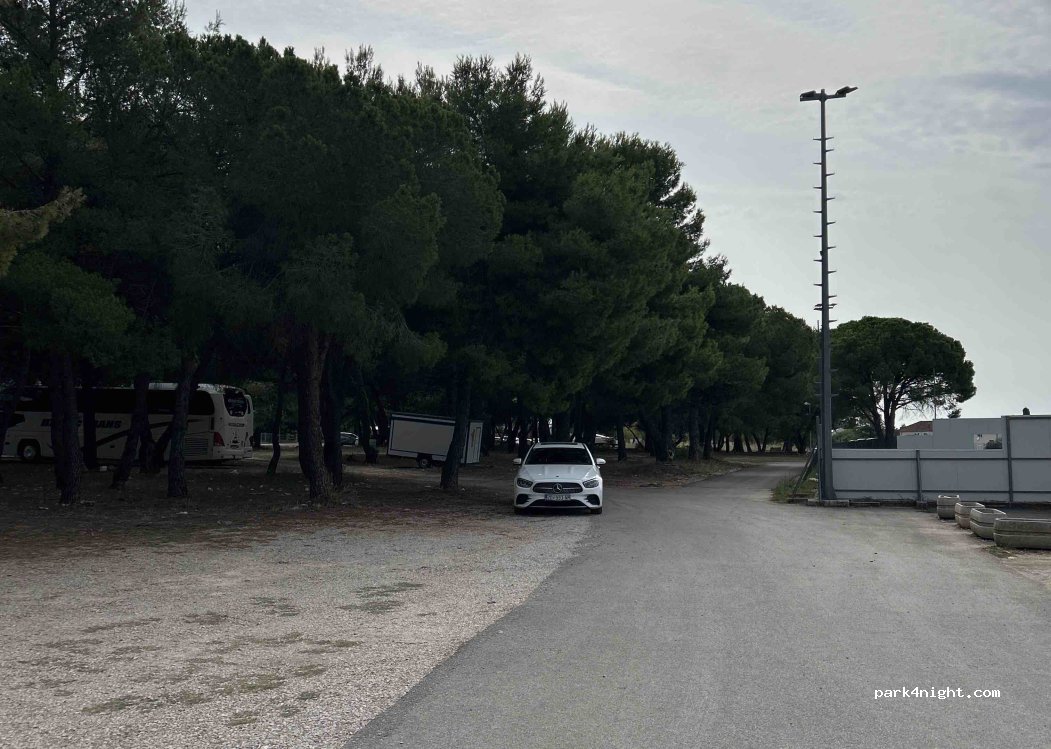 (23212) Grad Biograd na Moru - Ul. Lavoslava Ružičke — foto