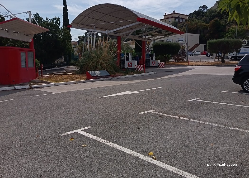 (83700) Saint-Raphaël - Boulevard du Ponant — foto 3