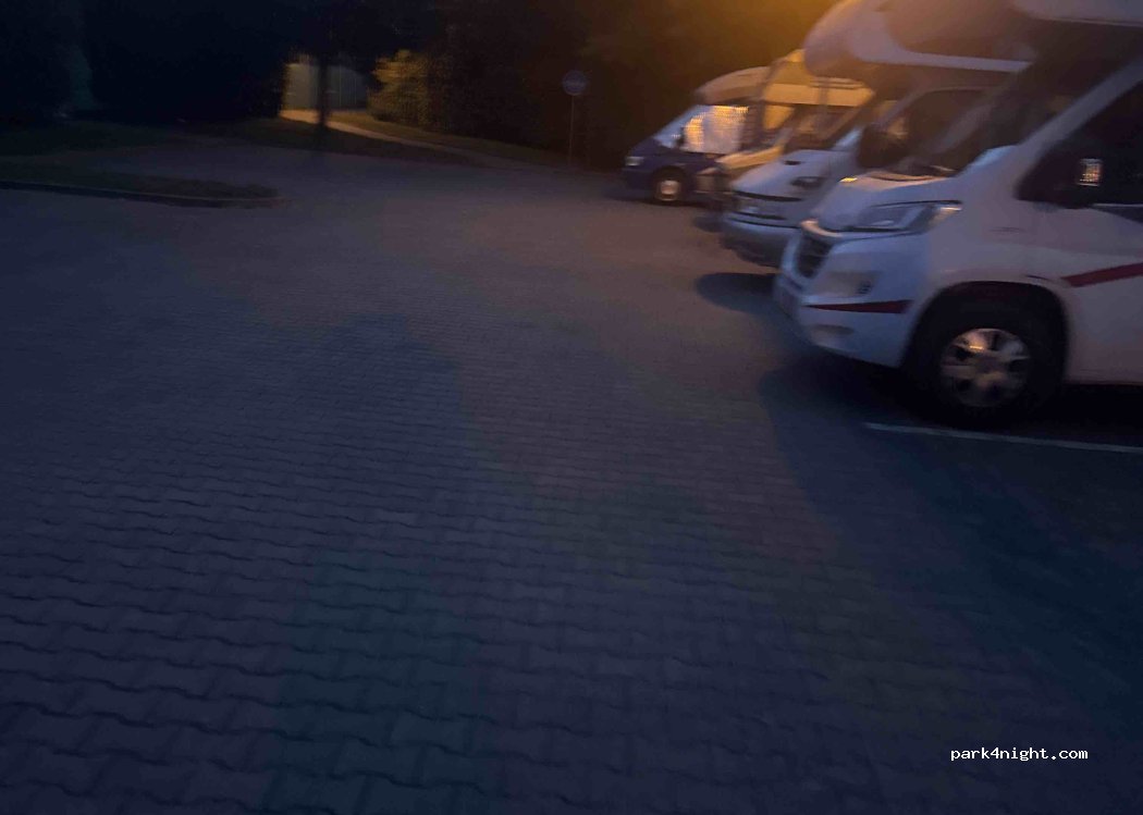 Wohnmobilstellplatz Messel — foto
