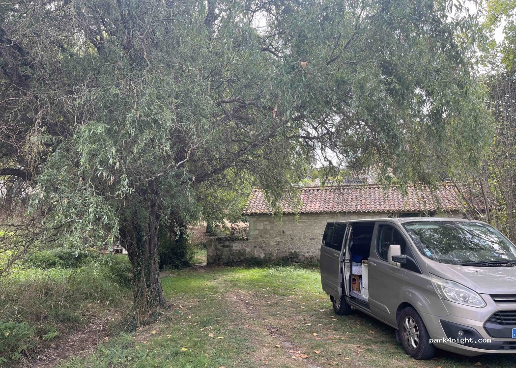 (16600) Touvre - Route de la Source — foto 2