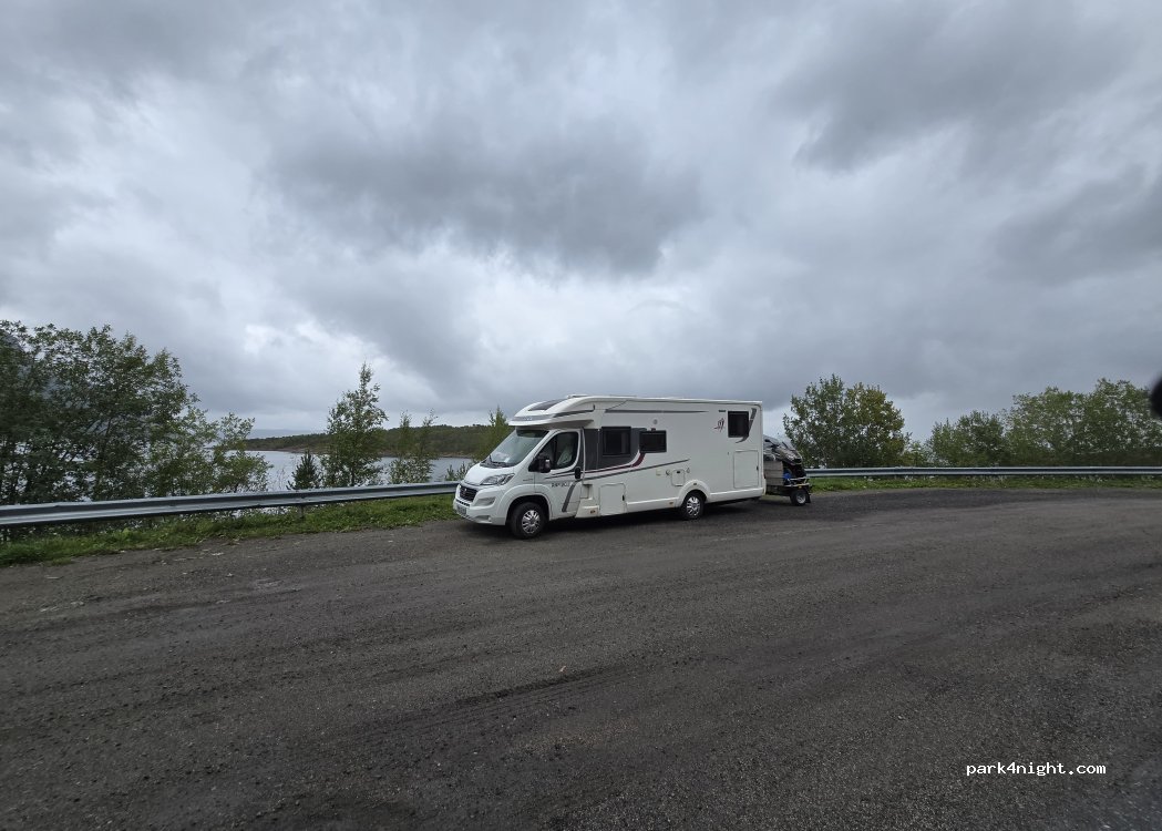 (8260) Innhavet - E 6 — foto 2
