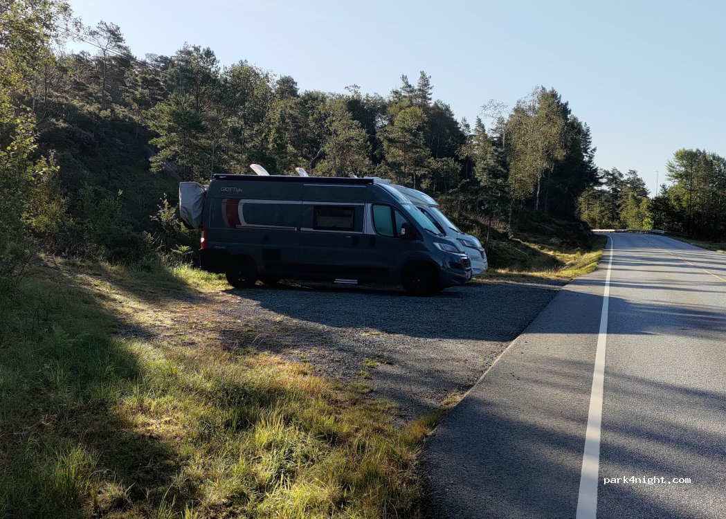 (5410) Litlabø - Fitjarvegen — foto