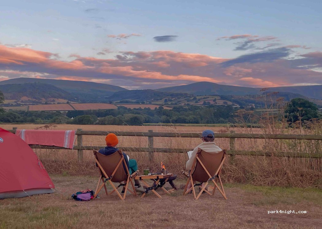 Seren Bach Campsite — foto 3