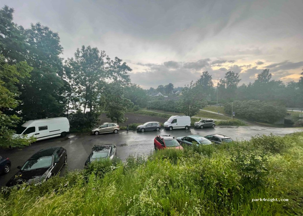 (1394) Nesbru - Unnamed Road — foto